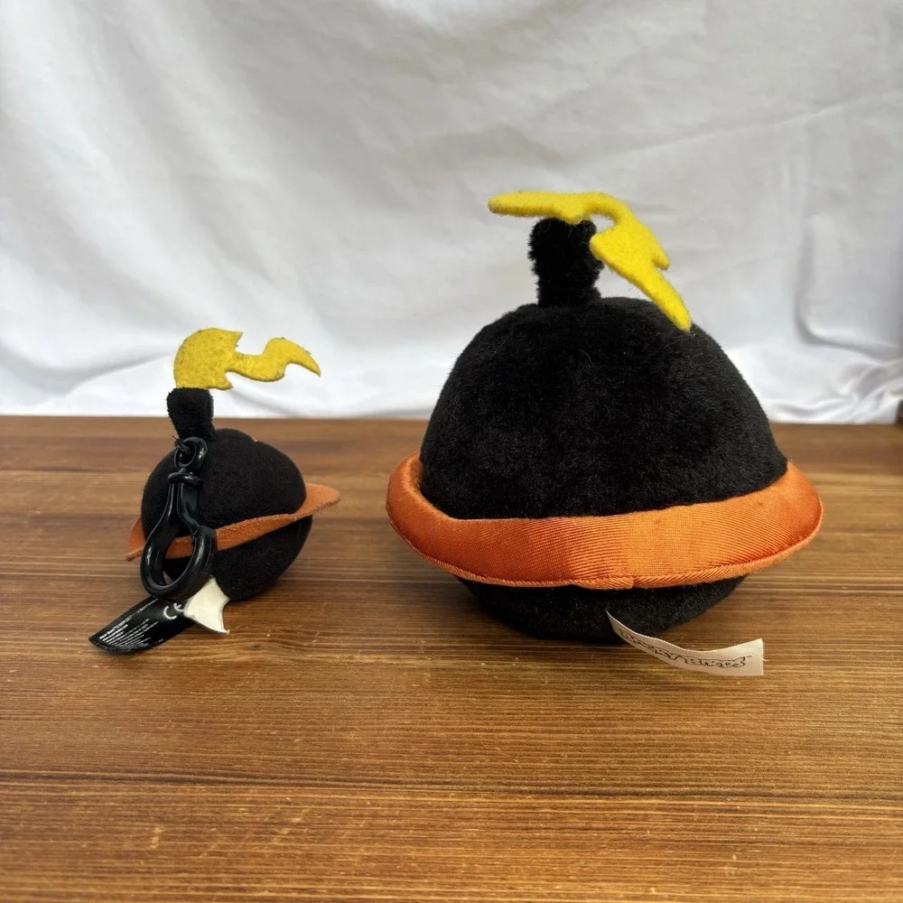 Angry Birds Space Bomb Bird Plush Lot 8